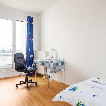 Privatzimmer Mit Balkon-Richtung Messe Hannover Dış mekan fotoğraf
