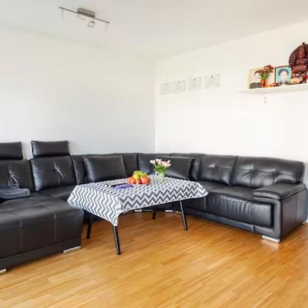 Privatzimmer Mit Balkon-Richtung Messe Hannover Dış mekan fotoğraf