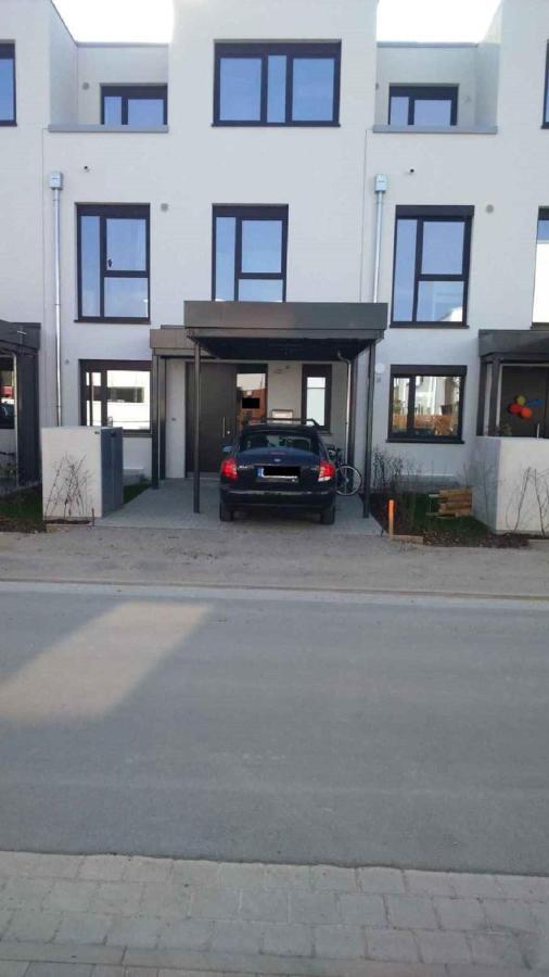 Privatzimmer Mit Balkon-Richtung Messe Hannover Dış mekan fotoğraf
